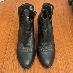 Dolce Vita ankle boots